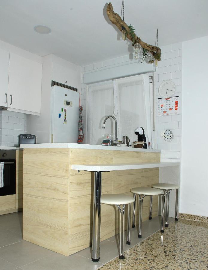 Apartamento R Y C 阿维莱斯 外观 照片
